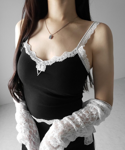 me+em select(ミームセレクト)の「※※【 3color 】バイカラーレースクロップドリブキャミソール / bicolor lace cropped rib camisole(キャミソール・レディース・ブラック系1/グレー/ブラック・FREE)」の6枚目の写真