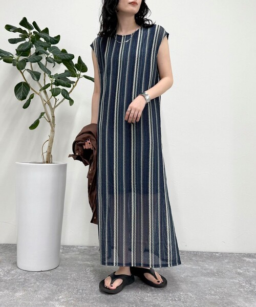 fredy emue（フレディエミュ）の「ラッセルレースマルチストライプ