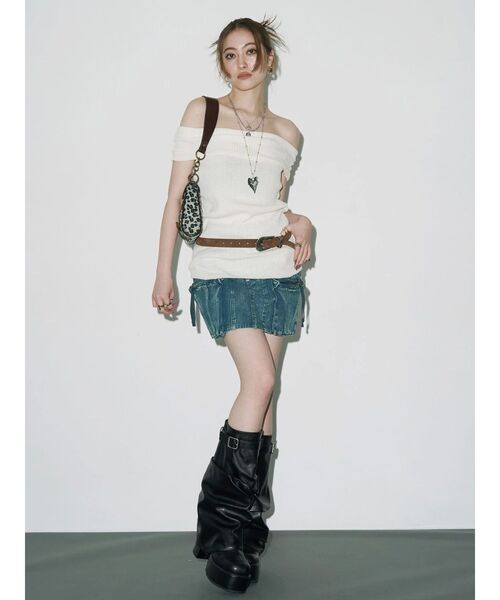 EVRIS（エヴリス）の「オフショルニットチュニック（ニット/セーター・レディース・ホワイト/ブラウン/ブラック・FREE）」の10枚目の写真