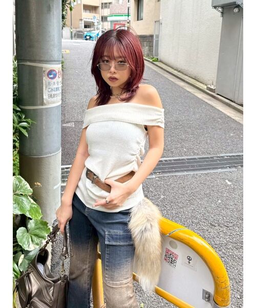 EVRIS（エヴリス）の「オフショルニットチュニック（ニット/セーター・レディース・ホワイト/ブラウン/ブラック・FREE）」の12枚目の写真