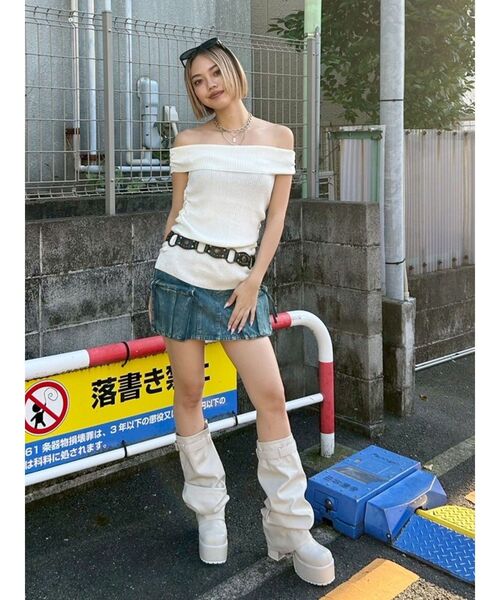 EVRIS（エヴリス）の「オフショルニットチュニック（ニット/セーター・レディース・ホワイト/ブラウン/ブラック・FREE）」の22枚目の写真