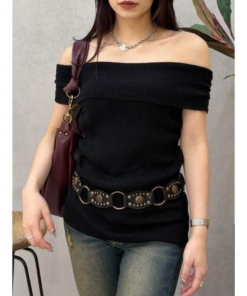 EVRIS（エヴリス）の「オフショルニットチュニック（ニット/セーター・レディース・ホワイト/ブラウン/ブラック・FREE）」の3枚目の写真