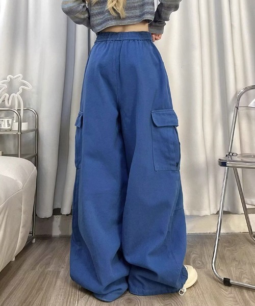 SallyLunn(サリーラン)の「ワイドカーゴパンツ(カーゴパンツ・レディース・ブラック/ブルー・MEDIUM/LARGE)」の6枚目の写真