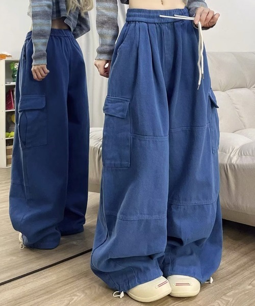 SallyLunn(サリーラン)の「ワイドカーゴパンツ(カーゴパンツ・レディース・ブラック/ブルー・MEDIUM/LARGE)」の7枚目の写真