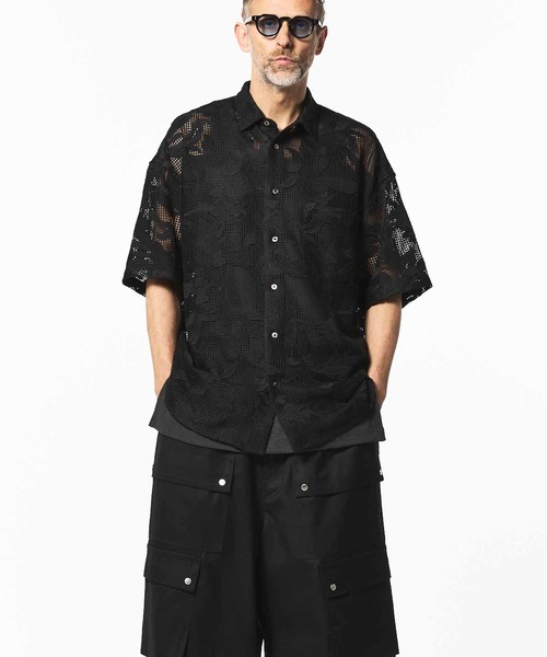 MAISON SPECIAL(メゾンスペシャル)の「《UNISEX》Mesh Flower Embroidery Prime-Over Short Sleeve Shirt/メッシュフラワーエンブロイダリープライムオーバーショートスリーブシャツ【MAISON SPECIAL/メゾンスペシャル】(シャツ/ブラウス・メンズ・アイボリー/ブラック・1/2)」の5枚目の写真