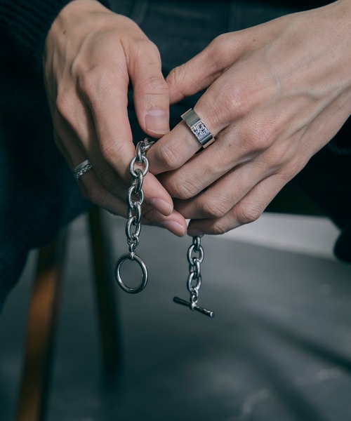 GRAiL(accessories)(グレイル(アクセサリー))の「Cross logo ring 【SILVER logo】(リング・メンズ・シルバー・ONE SIZE)」の4枚目の写真