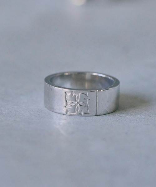 GRAiL(accessories)(グレイル(アクセサリー))の「Cross logo ring 【SILVER logo】(リング・メンズ・シルバー・ONE SIZE)」の2枚目の写真