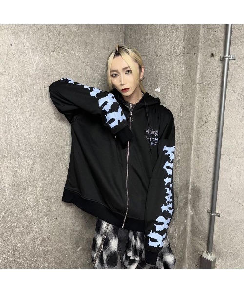 PSYNYXX×シナモロールコラボZIPパーカー（パーカー）｜PSYNYXX