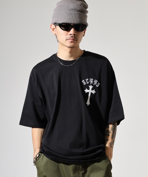 RE730(アールイーセブンサーティー)の「クロスアップリケ半袖Tシャツ(Tシャツ/カットソー・メンズ・ブラック×ブラック/ブラック×ホワイト/オフホワイト・L/M)」の15枚目の写真