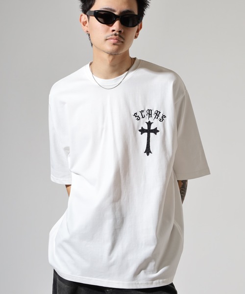 RE730(アールイーセブンサーティー)の「クロスアップリケ半袖Tシャツ(Tシャツ/カットソー・メンズ・ブラック×ブラック/ブラック×ホワイト/オフホワイト・L/M)」の10枚目の写真