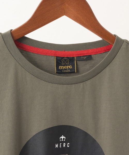 merc london（メルクロンドン）の「Merc London メルクロンドン レコードグラフィックプリントTシャツ（Tシャツ/カットソー・メンズ・カーキ/テラコッタ・MEDIUM/LARGE/X-LARGE/SMALL）」の6枚目の写真