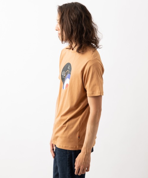 merc london（メルクロンドン）の「Merc London メルクロンドン レコードグラフィックプリントTシャツ（Tシャツ/カットソー・メンズ・カーキ/テラコッタ・MEDIUM/LARGE/X-LARGE/SMALL）」の10枚目の写真