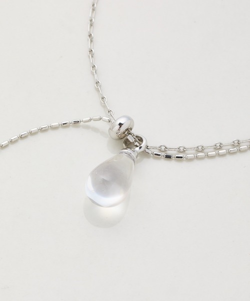 PAPILLONNER（パピヨネ）の「クリアドロップＹ字ネックレス（ネックレス・レディース・ゴールド/シルバー・FREE）」の11枚目の写真