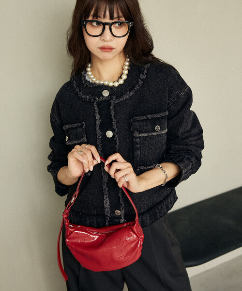 PUBLUX(パブリュクス)の「MARY QUANT × PUBLUX/マリークワント フラワーモチーフ釦 ノーカラー デニムジャケット 限定展開(デニムジャケット・レディース・ブラック/チャコールグレー・フリ-)」の15枚目の写真
