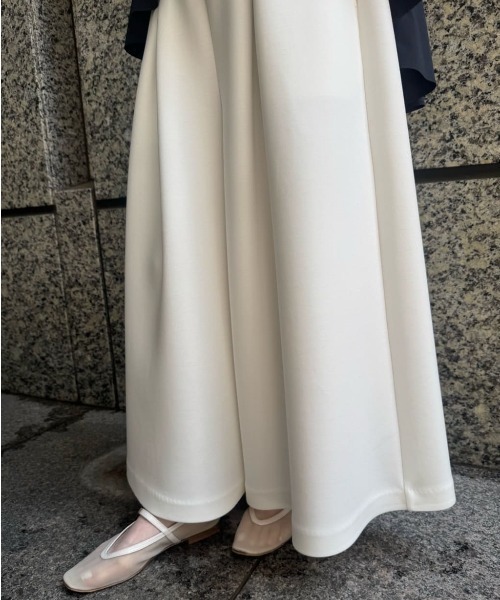 ADORE(アドーア)の「エアーダンボールパンツ(その他パンツ・レディース・ホワイト/ブラック・38)」の3枚目の写真