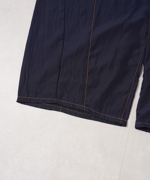 1111clothing(ワンフォークロージング)の「ナイロン ワッシャー バレルレッグパンツ / Nylon Washer Barrel Leg Pants(その他パンツ・レディース・ブラック/ネイビー・L)」の12枚目の写真