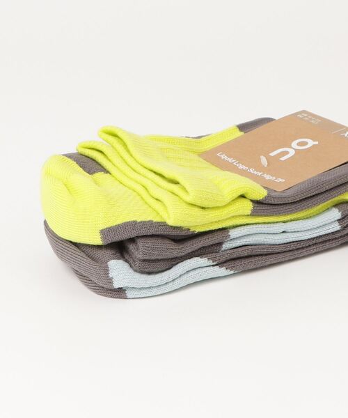 On(オン)の「On/オン Liquid Logo Sock High 2P(ソックス/靴下・メンズ・ライム/アイボリー・M/S)」の3枚目の写真