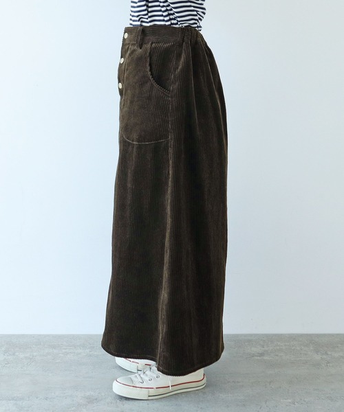 PAR ICI(パーリッシィ)の「6Wコーデュロイ パッチポケットロングスカート(スカート・レディース・カーキ/ピンク/マスタード・FREE)」の20枚目の写真