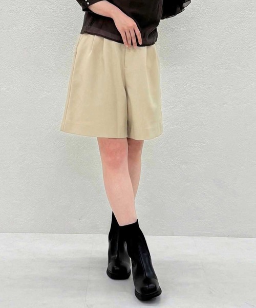 31 Sons de mode(トランテアン ソン ドゥ モード)の「ベルト付ショートパンツ(その他パンツ・レディース・ベージュ/ブラウン・S/M)」の6枚目の写真