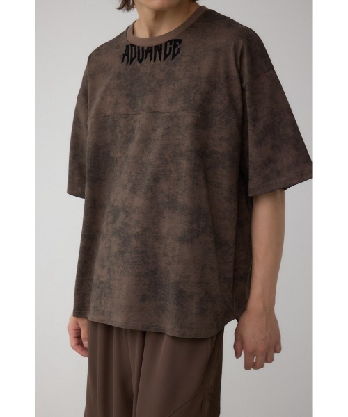 AZUL by moussy(アズールバイマウジー)の「ムラ柄ロゴプリントTシャツ(Tシャツ/カットソー・メンズ・ブラック/ブラウン・LARGE/MEDIUM)」の1枚目の写真