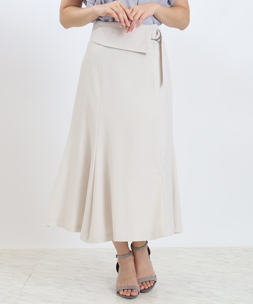 TRUDEA（トルディア）の「ウエストラペルスカート（スカート・レディース・ブルー/ベージュ/ネイビー/ブラウン・MEDIUM/LARGE）」の5枚目の写真