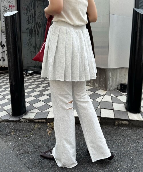 CIAOPANIC（チャオパニック）の「プリーツスカートレイヤードロゴスウェットパンツ（その他パンツ・レディース・グレー/チャコールグレー・1/0）」の6枚目の写真