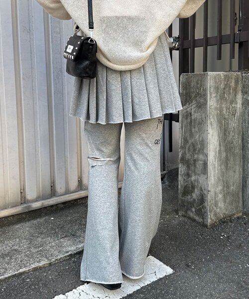 CIAOPANIC（チャオパニック）の「プリーツスカートレイヤードロゴスウェットパンツ（その他パンツ・レディース・グレー/チャコールグレー・1/0）」の15枚目の写真