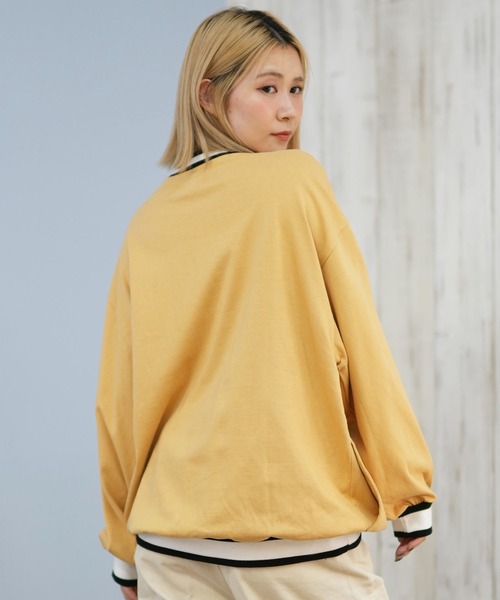 RVCA(ルーカ)の「RVCA/ルーカ スウェット Vネックトレーナー BF044-005(スウェット・レディース・ホワイト/タン/ブラック・M)」の18枚目の写真