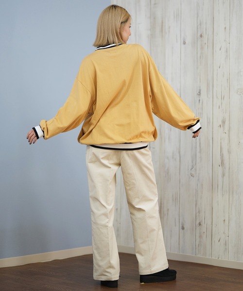RVCA(ルーカ)の「RVCA/ルーカ スウェット Vネックトレーナー BF044-005(スウェット・レディース・ホワイト/タン/ブラック・M)」の21枚目の写真