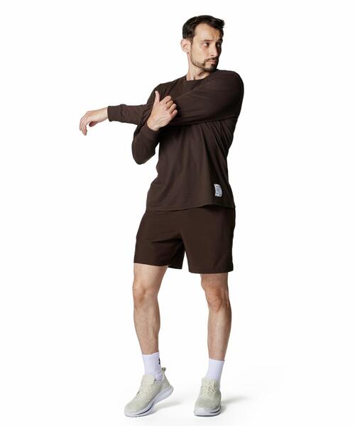 UNDER ARMOUR(アンダーアーマー)の「UAモチベート グラフィック ロングスリーブ Tシャツ(トレーニング/メンズ)(Tシャツ/カットソー・メンズ・ブラウン系・S/M/XL/L/2XL)」の3枚目の写真