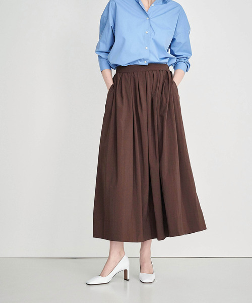 N.O.R.C（ノーク）の「撥水ランダムタックボリュームスカート【NYLON WATER PROOF】（スカート・レディース・チョコ/ブラック・M/S）」の3枚目の写真