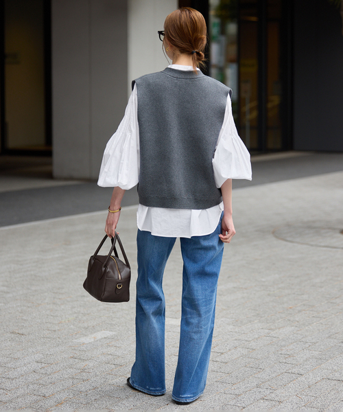 SLOBE IENA（スローブイエナ）の「ピンタックバルーンスリーブブラウス（シャツ/ブラウス・レディース・ホワイト/チャコールグレー/ブルー・FREE）」の17枚目の写真