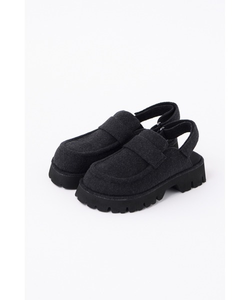 ENFOLD(エンフォルド)の「Winter クロッグサンダル(サンダル・レディース・チャコールグレー/ライトグリーン・36/38/37)」の2枚目の写真