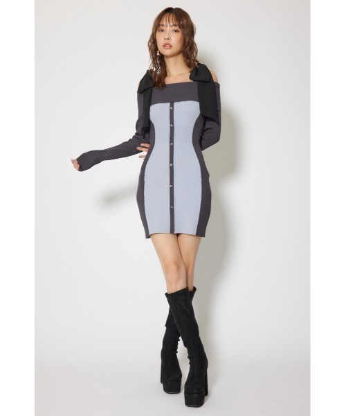 rienda(リエンダ)の「バイカラーオフショルリボンニットミニワンピース 秋服 冬服(ワンピース・レディース・ベージュ/ブルー/レッド・FREE)」の9枚目の写真