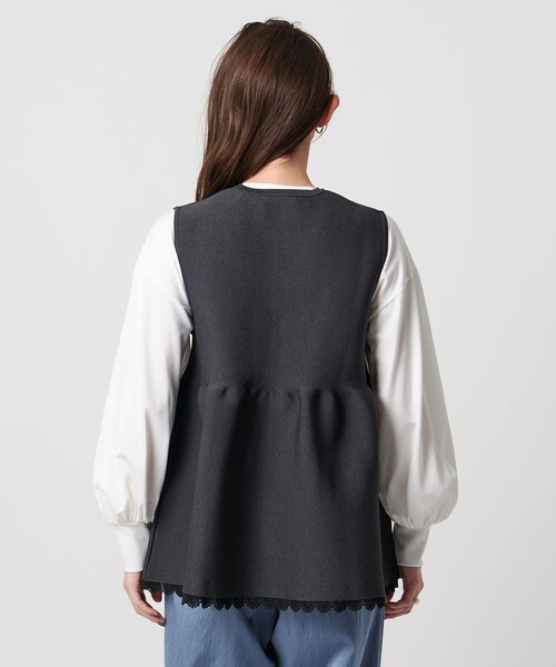 人気★ユナイテッドアローズ　ペプラム　ニット　ジレ　ベスト　銀ボタン　ブラック coca ベスト ジレ シルバーボタンペプラムニットベスト