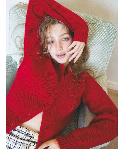 CALNAMUR(カルナムール)の「ニットエンブロイダリーカーディガン(ニット/セーター・レディース・レッド/ピンク/ブラック・FREE)」の9枚目の写真