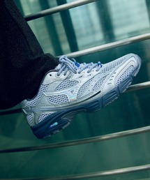 MIZUNO｜ミズノ のシューズ（シルバー/銀色系）通販 - ZOZOTOWN