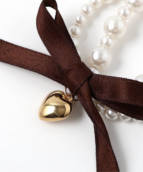 apres les cours（アプレレクール）の「リボン付きパールブレスレット（ブレスレット・キッズ・ブラウン・FREE）」の6枚目の写真