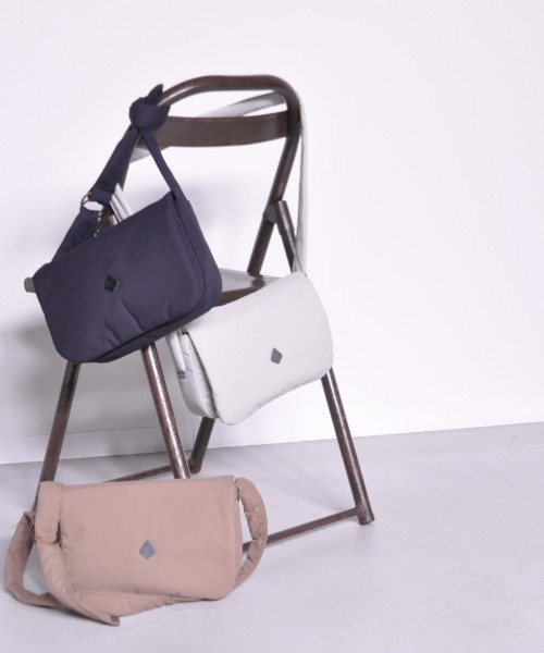 CLEDRAN（クレドラン）の「【軽量 ボンディング】CL3881 CITRO W RING SHOULDER（ショルダーバッグ・レディース・ブルー/ブラック/ライトブラウン/ライトグレー・FREE）」の17枚目の写真