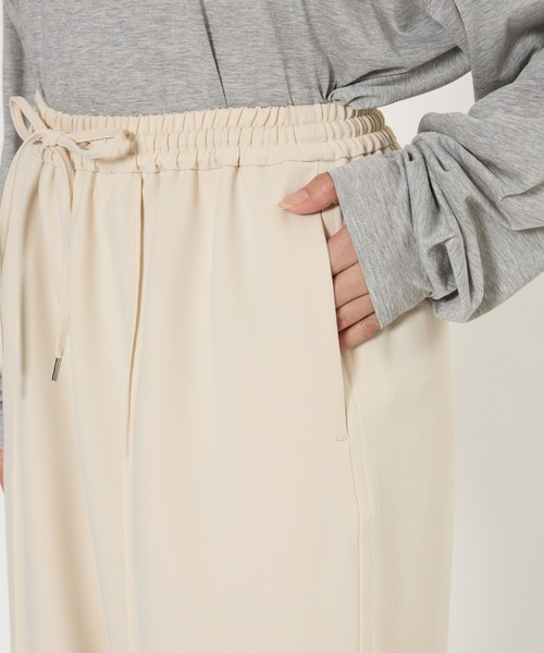 BABYLONE（バビロン）の「【多機能素材】ツイルリラックスパンツ（その他パンツ・レディース・ブラック/アイボリー・34inch/36inch）」の17枚目の写真