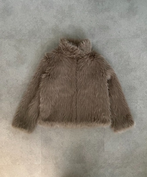 lilful（リルフル）の「シャギーファーカラーボリュームショートジャケット（ブルゾン・レディース・ブラウン・F）」の18枚目の写真