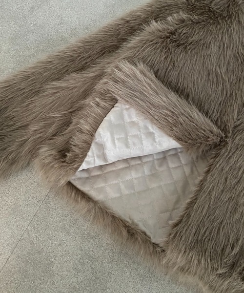 lilful（リルフル）の「シャギーファーカラーボリュームショートジャケット（ブルゾン・レディース・ブラウン・F）」の20枚目の写真