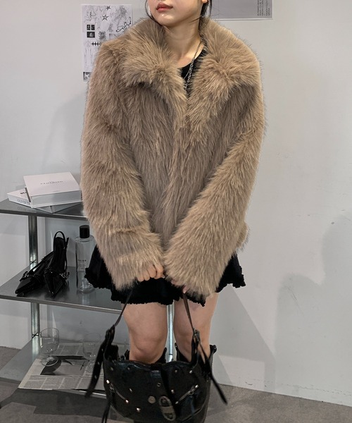 lilful（リルフル）の「シャギーファーカラーボリュームショートジャケット（ブルゾン・レディース・ブラウン・F）」の7枚目の写真