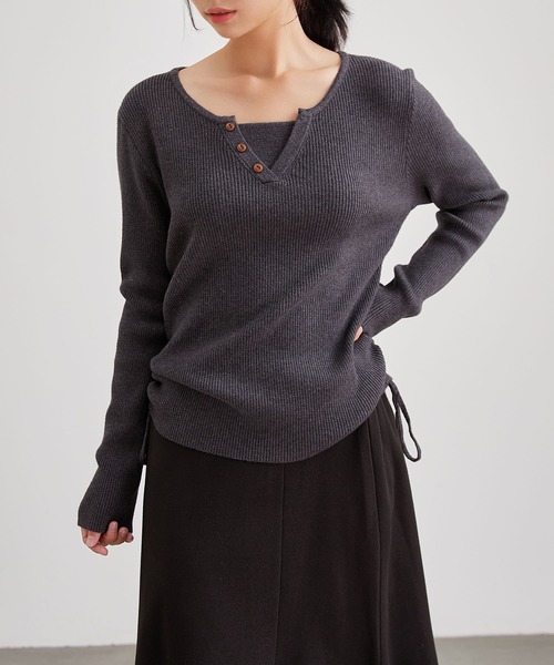 Lace Ladies(レースレディース)の「レイヤード風 サイドリボン リブ ニット プルオーバー(Tシャツ/カットソー・レディース・ブラウン/ネイビー/ブラック/アイボリー/グレー・FREE)」の4枚目の写真
