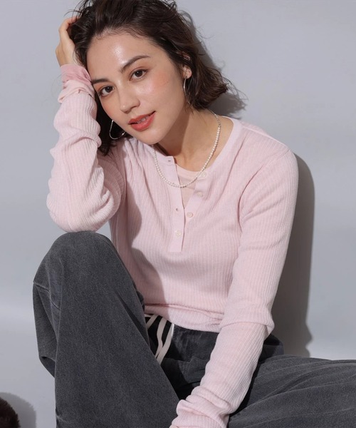 アルページュストーリー　ラメリブニット　ピンク ヘンリーリブニット（ニット/セーター）｜Arpege story（アルページュ