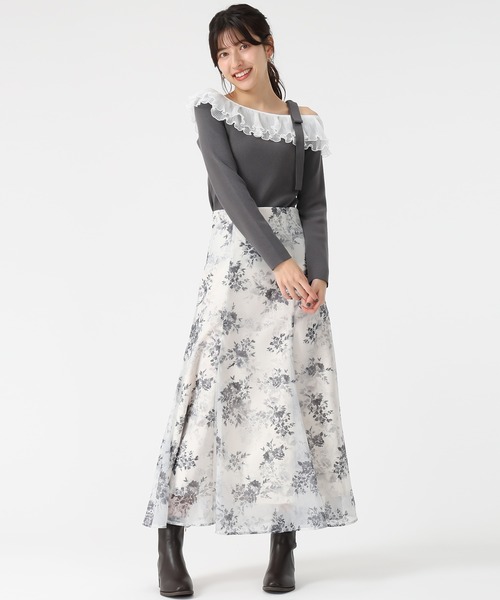 31 Sons de mode（トランテアン　ソン　ドゥ　モード）の「2025秋冬新作 シアーフラワープリントスカート（スカート・レディース・ブラック/ピンク・S/M）」の5枚目の写真