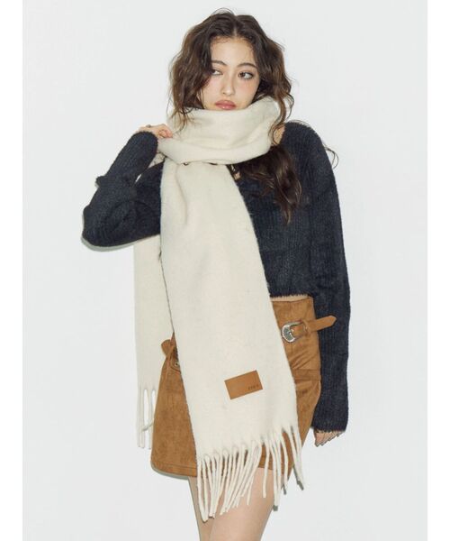 EVRIS（エヴリス）の「シャギーソフトマフラー（マフラー・レディース・マスタード/ホワイト/ブラック/ブルー・FREE）」の2枚目の写真