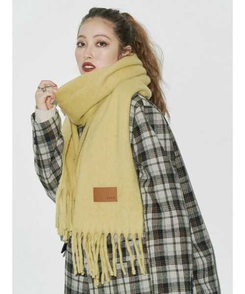 EVRIS（エヴリス）の「シャギーソフトマフラー（マフラー・レディース・マスタード/ホワイト/ブラック/ブルー・FREE）」の13枚目の写真