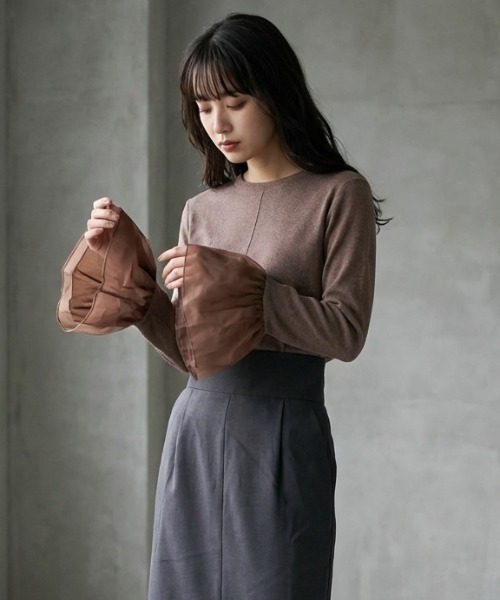 DIP IN CHOCOLATE(ディップインチョコレート)の「袖チュール切り替えカットソー【DIP IN CHOCOLATE】(Tシャツ/カットソー・レディース・ブラウン/ホワイト/ブラック・F)」の3枚目の写真
