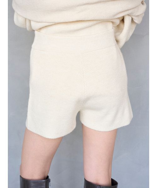 SNIDEL（スナイデル）の「畦ニットショートパンツ（その他パンツ・レディース・アイボリー/グレー/レッド・F）」の16枚目の写真